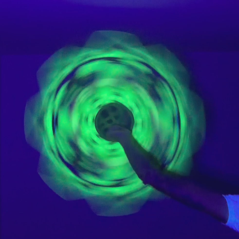 Emerald Celtic Knot x Rainbow 333  UV Flowstar Dapo